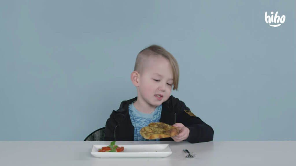 american kids eat lebanese food manuche zaatar