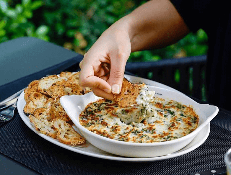 Bartartine artichoke spinach dip