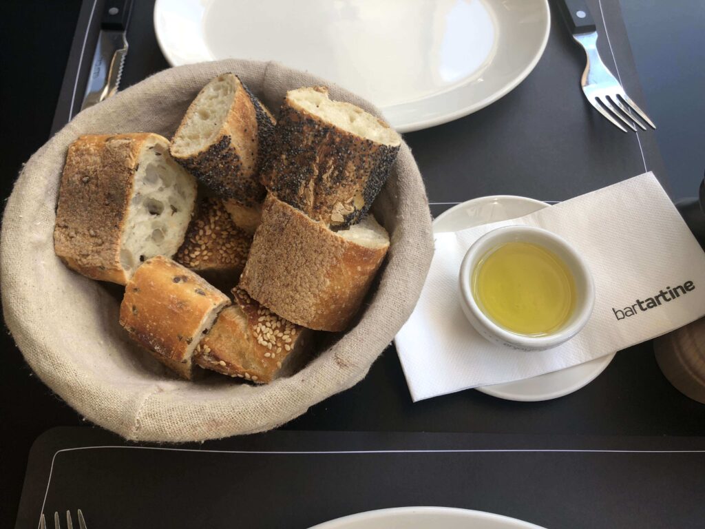 Bartartine artisanal bread and oil