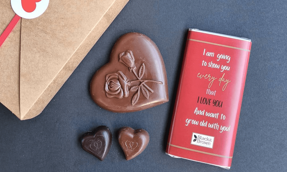 classy online valentine lockdown in lebanon Black and Brown Chocolate 