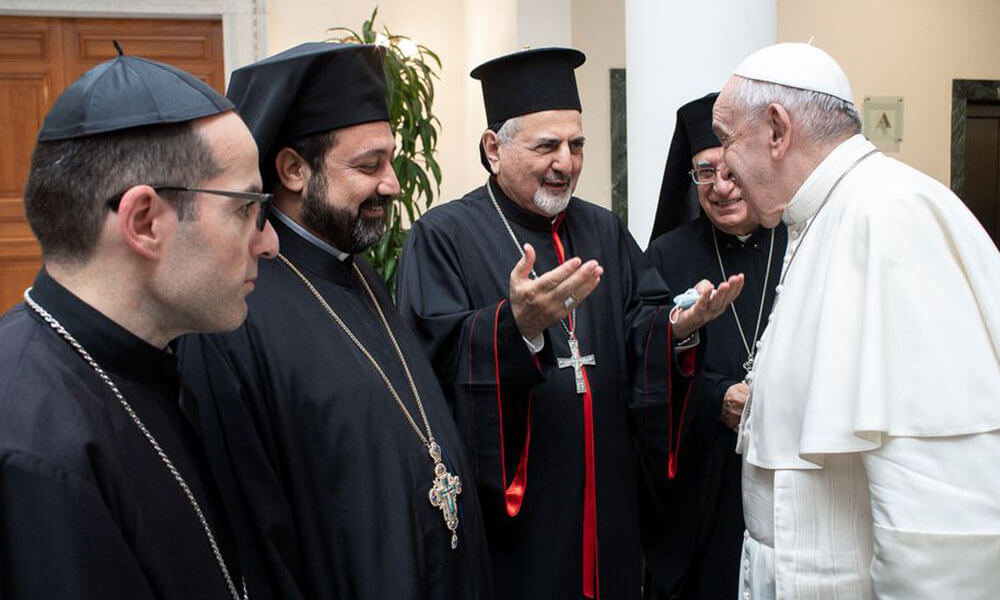 Pope Francis Biggest Prayer Day Lebanon discussing Lebanese crisis with lebanese Christian leaders